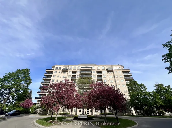 10 Dayspring Cir #406, Brampton, ON L6P 1B9