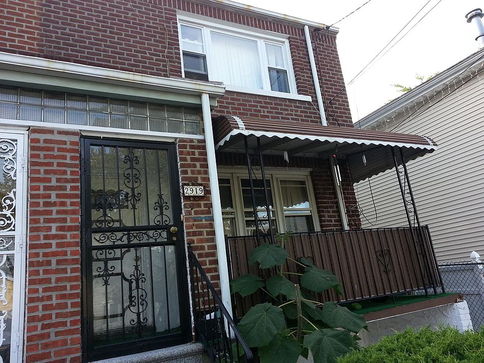 1st image of 2919 Tenbroeck Ave