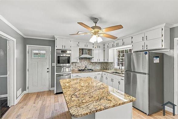 1st image of 3201 Beech Dr #1