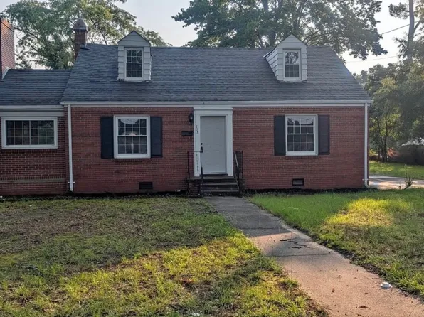 418 Harding St, Emporia, VA 23847