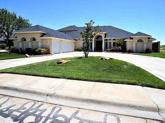 2nd image of 15 San Marcos Ct