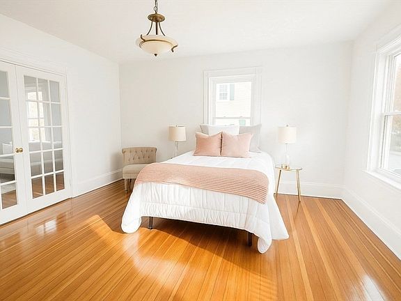 5th image of 145 Lagrange St Floor 2