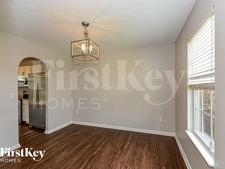 1106 Linford Cir — Photo 5