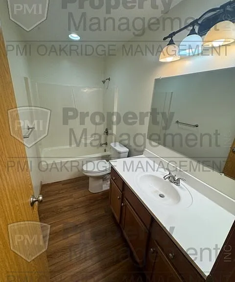 107 Meadow Dr #1 — Photo 9