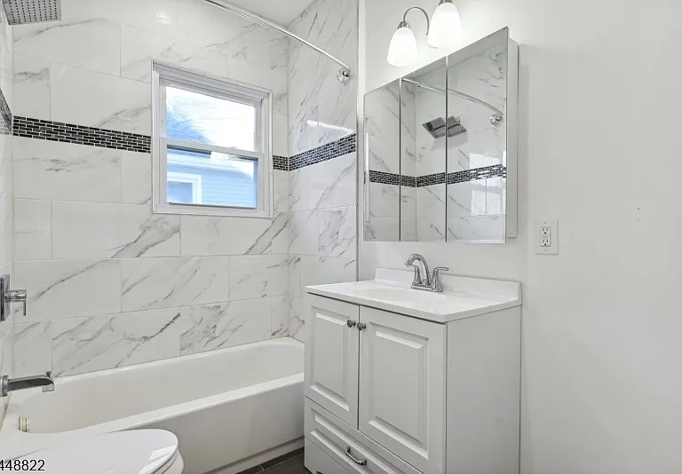 43 Howe Ave #2 — Photo 11