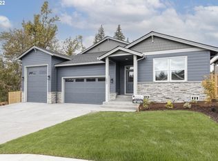 1384 NE Christine St, Estacada, OR 97023