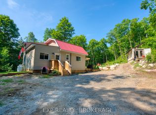 1427 Lewis Rd, Central Frontenac, ON K0H2E0