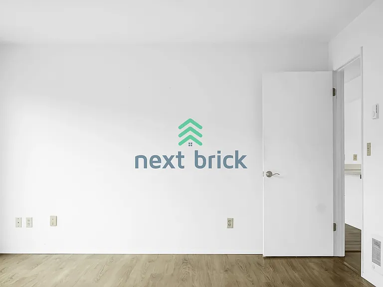 555 Prospect St #4 — Photo 6