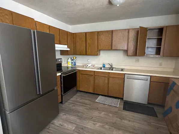75 E 860 S APT 2, Vernal, UT 84078