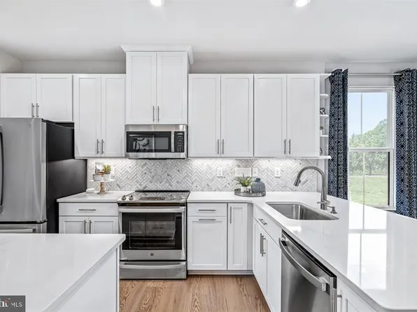 3986 Brian Farm, Hanover, MD 21076