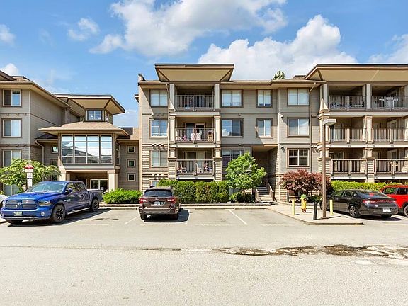 2nd image of 45567 Yale Rd #214