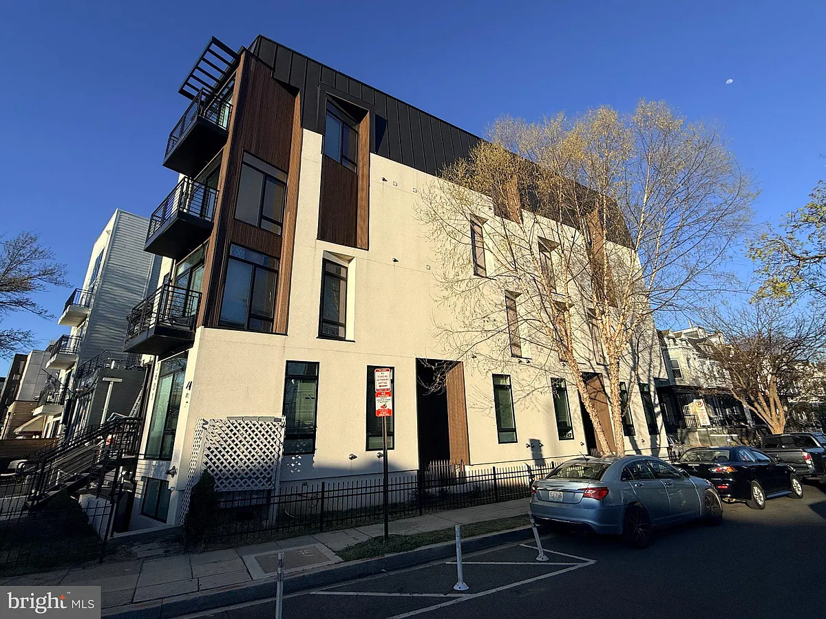 Building Photo - 3601 14th St NW #9