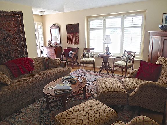 Living Romm (alt view)