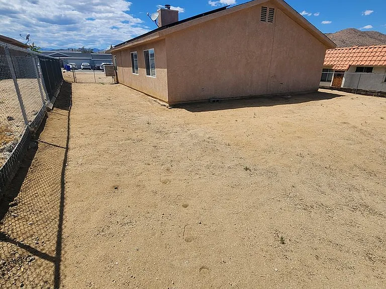 6331 Hermosa Ave — Photo 10