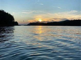 84 Cardinal Rd, White, GA 30184