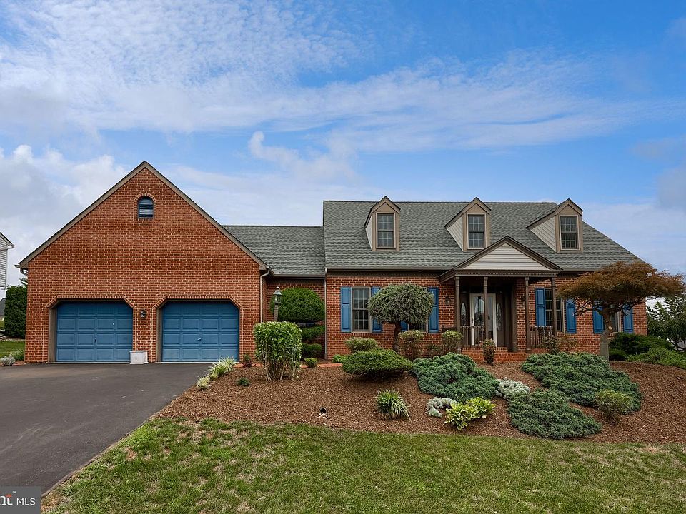 1st image of 44 Egret Cir
