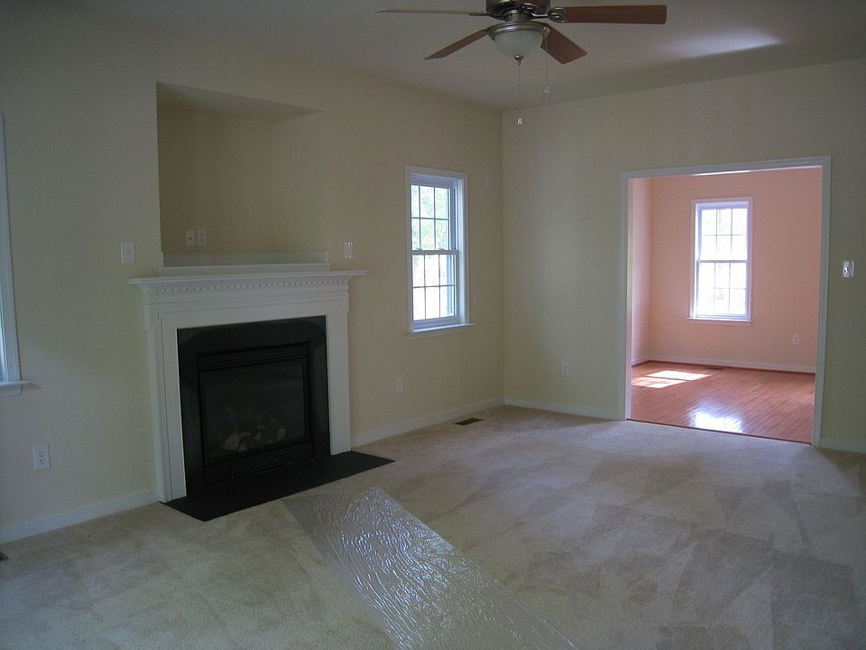 2nd image of 5300 Glenharbor Ln