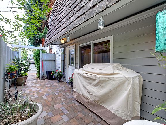 3rd image of 12516 SE 42nd St