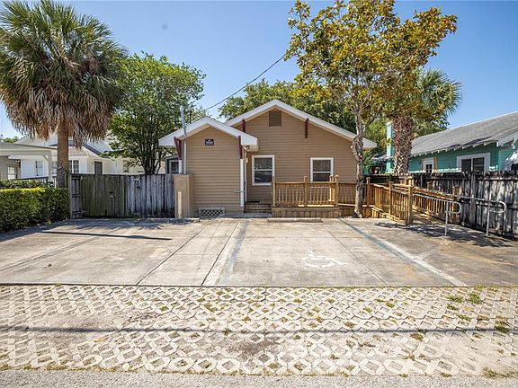 4th image of 2533 1st Ave S