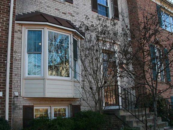 2nd image of 3176 Cantrell Ln