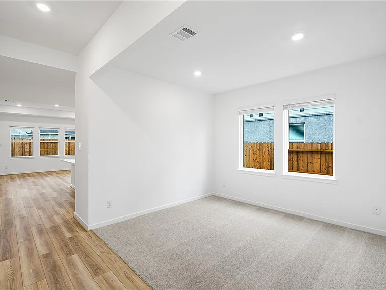 9715 Westminster Manor Dr — Photo 10