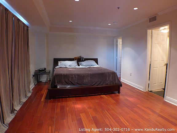 3rd image of 3456 Cleary Ave Ste 301