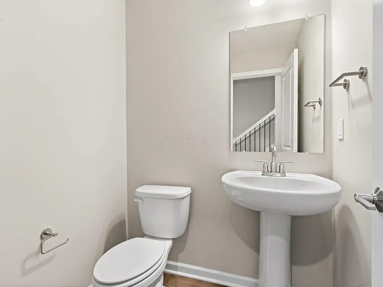 3346 Abberley Dr — Photo 7