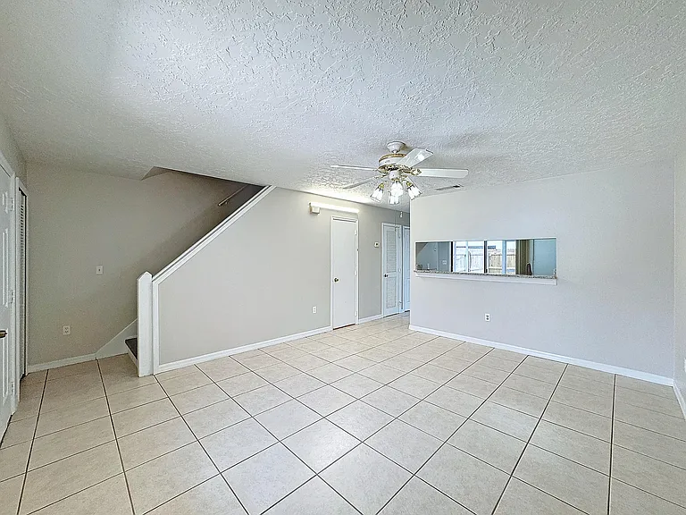 287 Nottingham Pl — Photo 7
