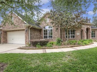2916 Silver Maple Ct, Friendswood, TX 77546