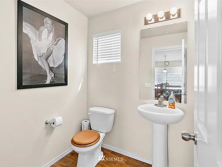 1415 Burnside Pl — Photo 7