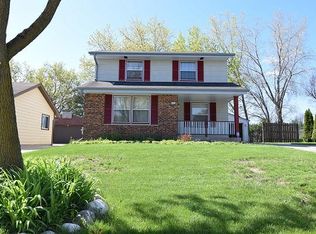 9325 W Goodrich Ave, Milwaukee, WI 53224