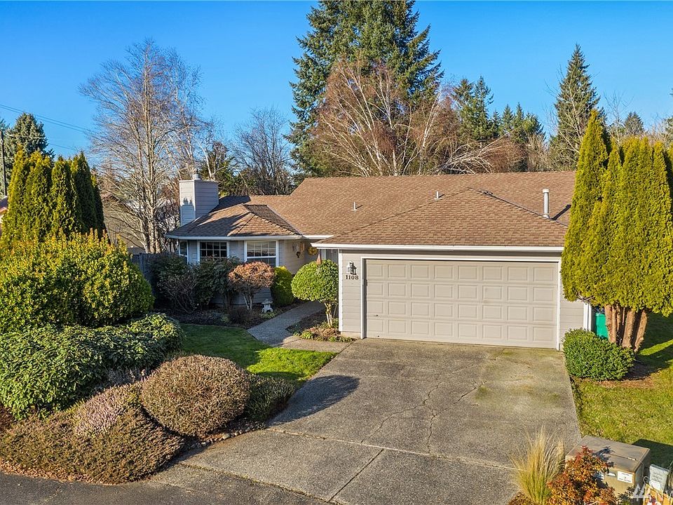 1st image of 1108 Langridge Ct NW