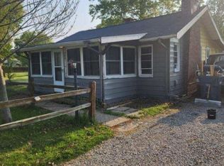 564 W Shore Blvd, Sheffield Lake, OH