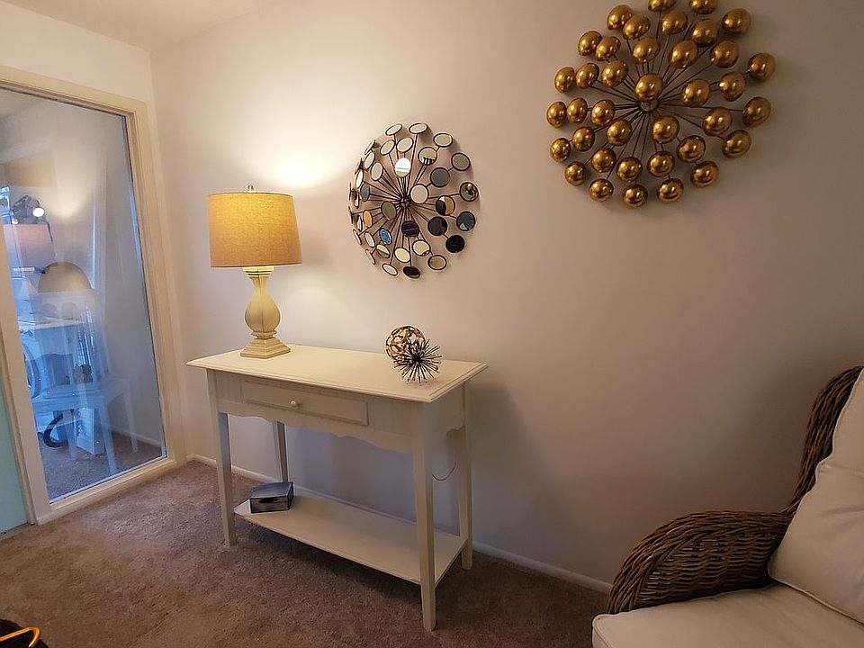 Welcoming entry
