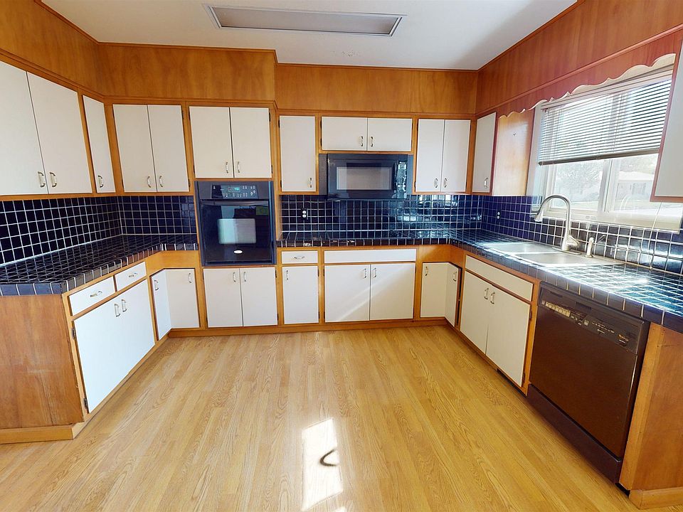 1528 Mizpah St, Winnemucca, NV 89445 MLS 230004957 Zillow