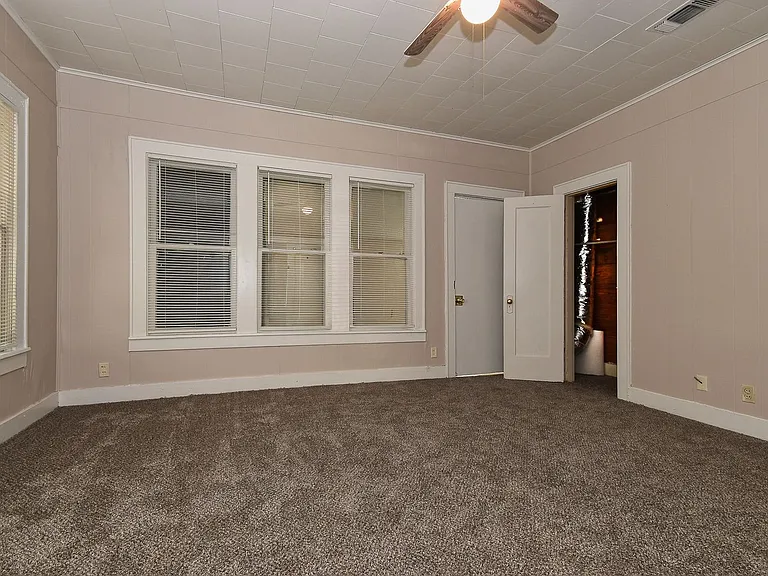3814 Roberts St — Photo 20