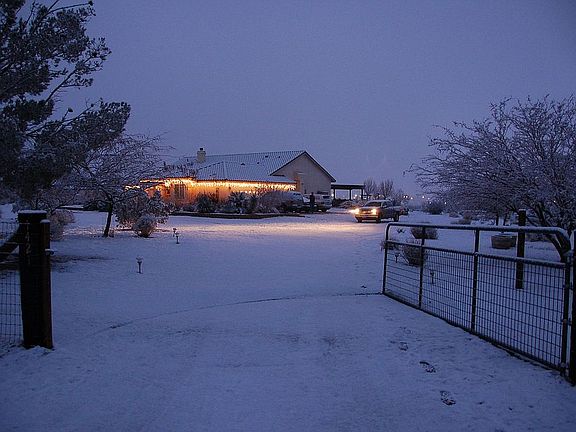 Snow in Ridgecrest Jan. 2011