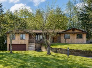 4 Hilltop Place, Monsey, NY 10952