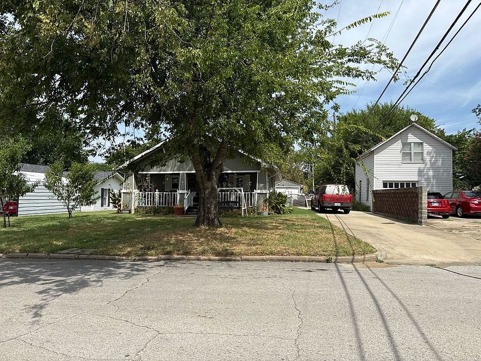 1st image of 117 W Cleveland Ave