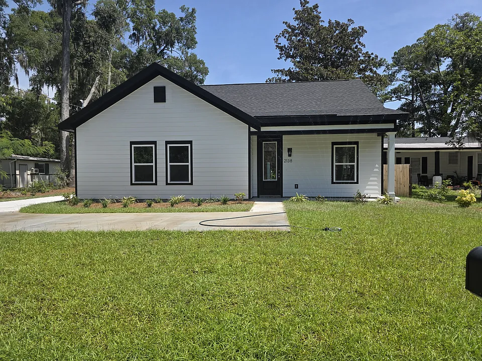 2138 Bacon Park Dr