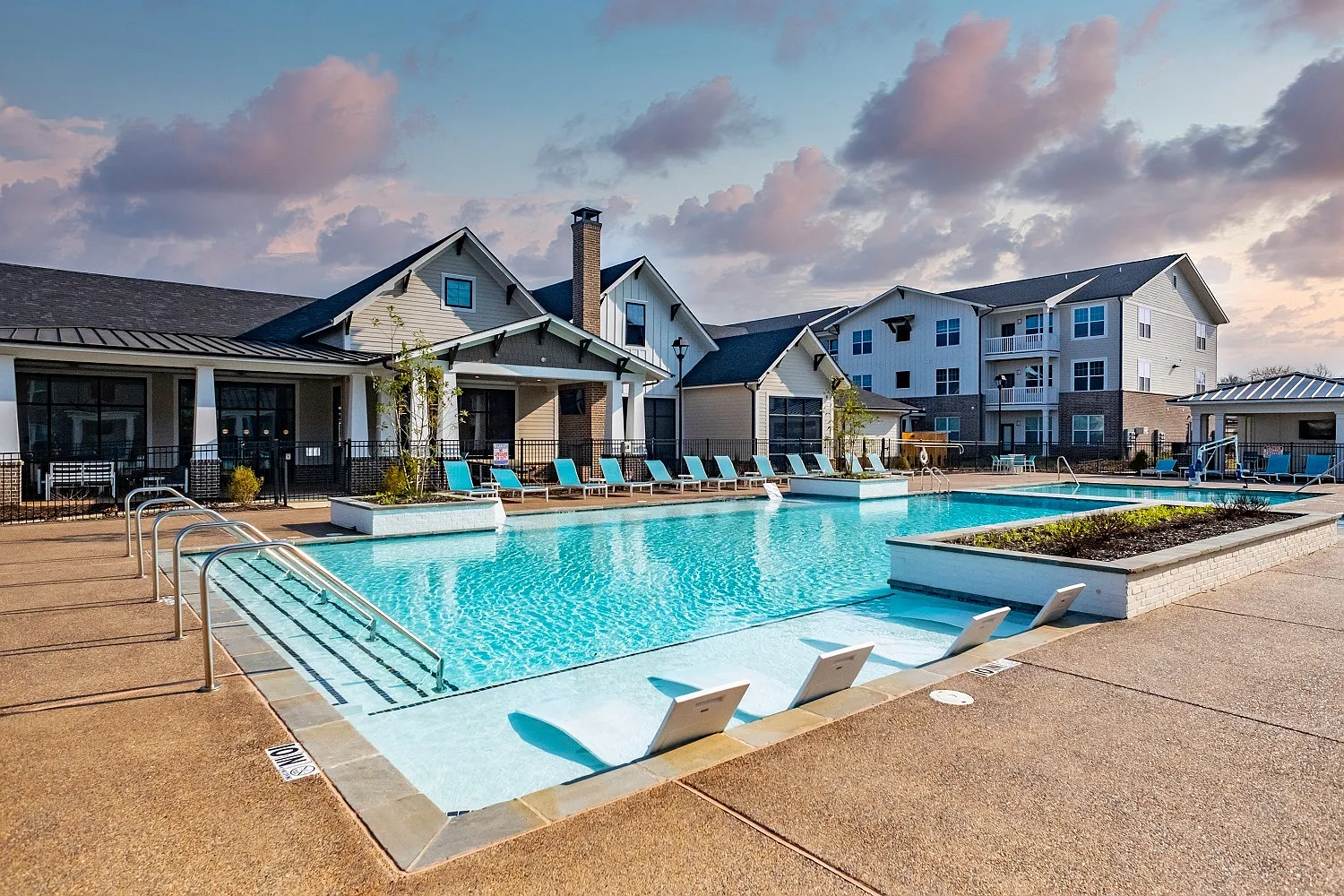 City Place at Germantown Apartments — Photo 1