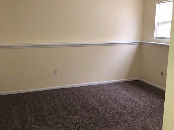 2nd image of 106 N C St #1