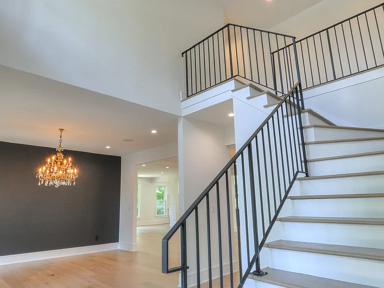 5095 Heathrow Blvd — Photo 12