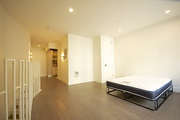 Rented by Nest Seekers International | media 26