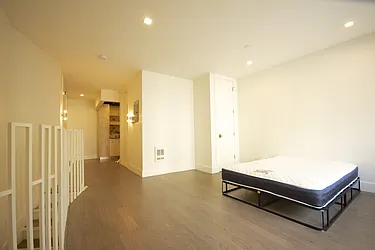 Rented by Nest Seekers International