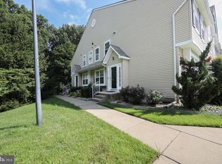 1801 Beacon Hill Dr, Sicklerville, NJ 08081