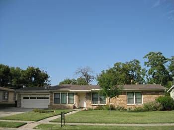 1st image of 251 Millwood Ln