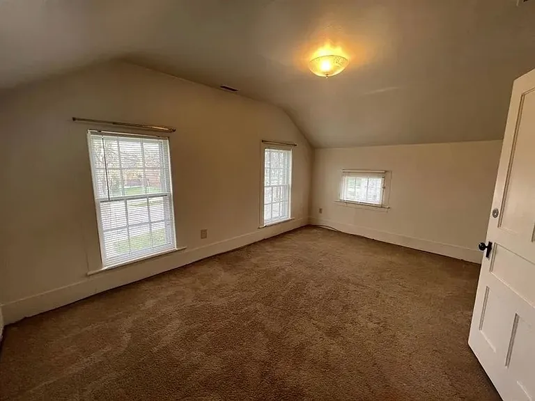 501 W Forest Ave — Photo 7