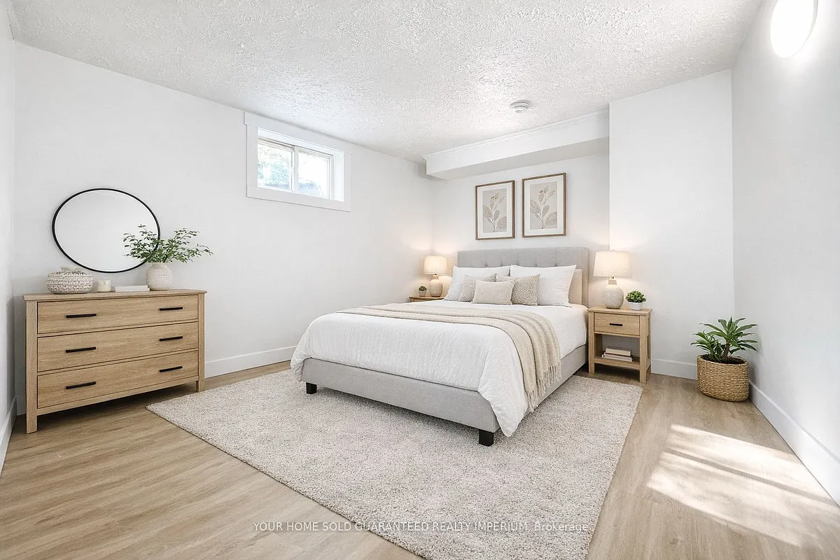 Building Photo - 428 Thorold Rd #3