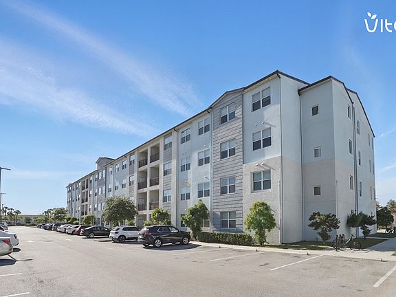 3rd image of 800 Isaacville Dr #415